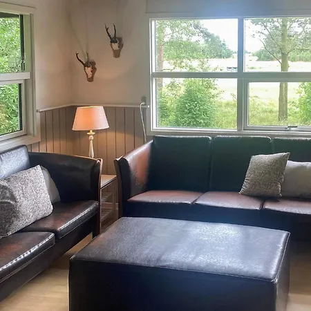 6 Person In Bording-by Traum *